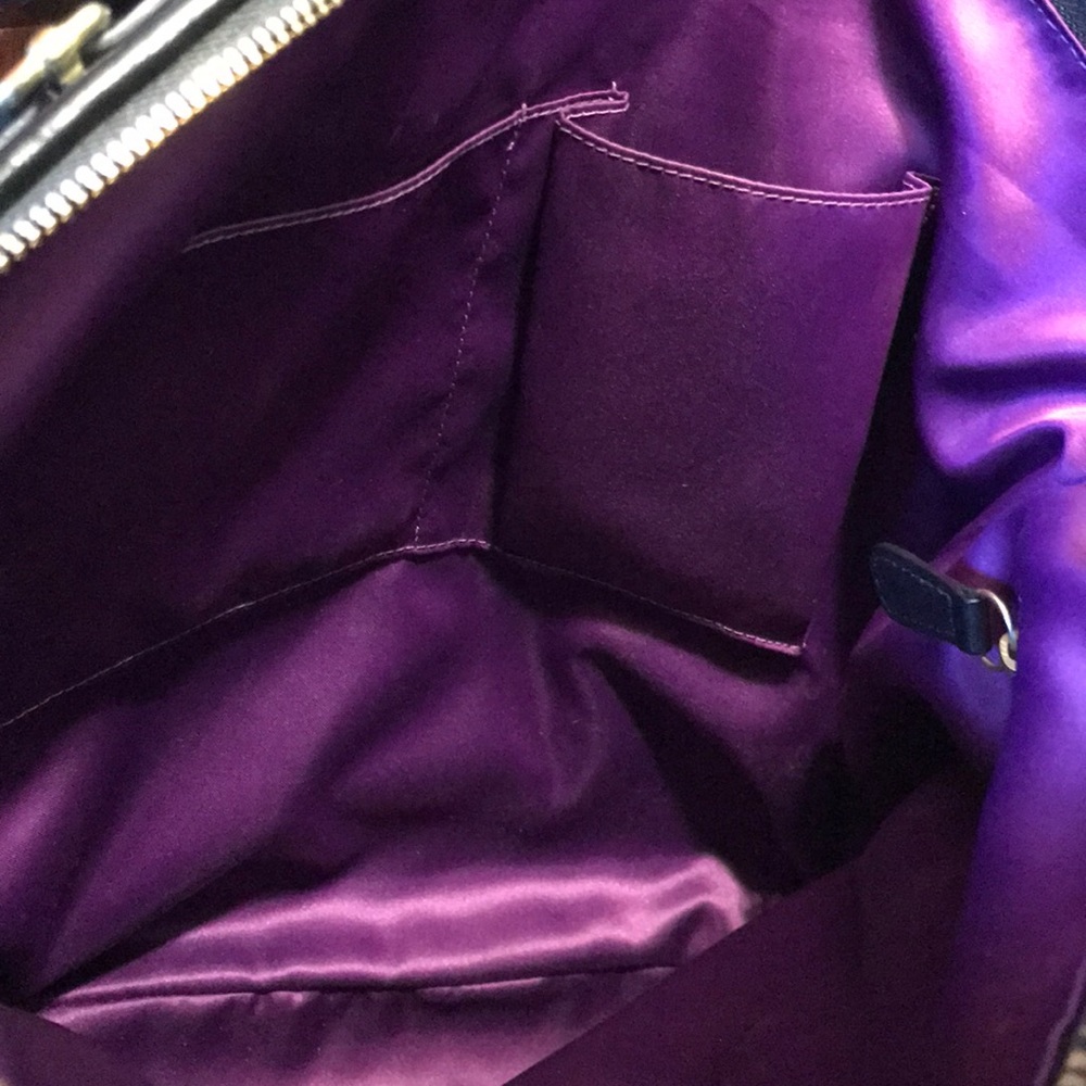 Coach Lindsey black gathered leather purse - Picture 8 of 8